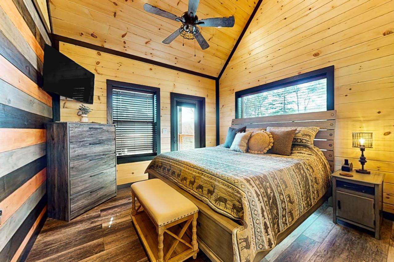 Fiesta Hills Hideaway Villa Sevierville Bagian luar foto