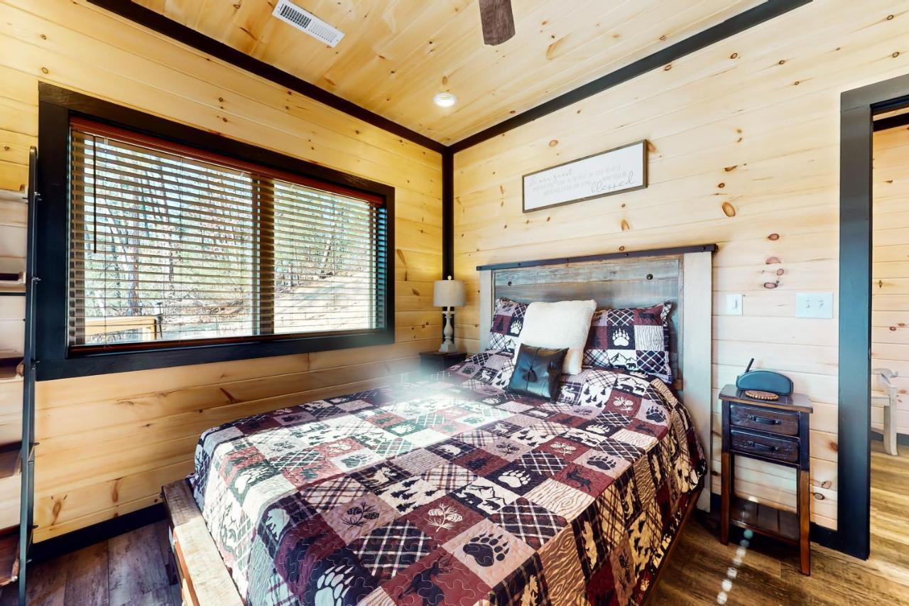 Fiesta Hills Hideaway Villa Sevierville Bagian luar foto