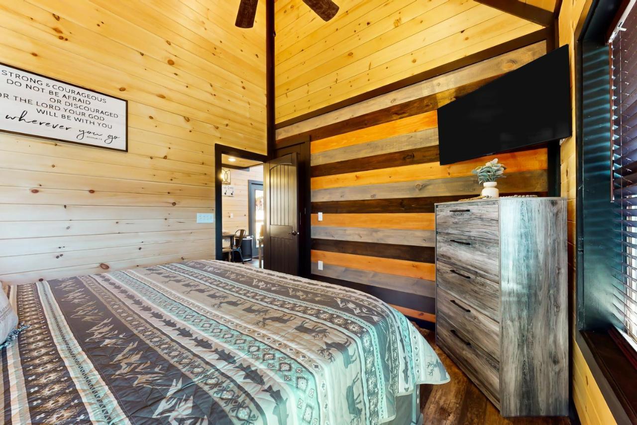 Fiesta Hills Hideaway Villa Sevierville Bagian luar foto